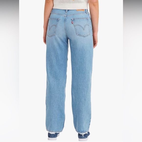 Levi’s light wash distressed ‘94 baggy jean - Picture 3 of 8